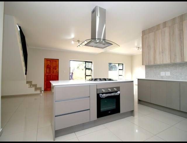 3 BEDROOM DUPLEX FOR SALE IN RADIOKOP